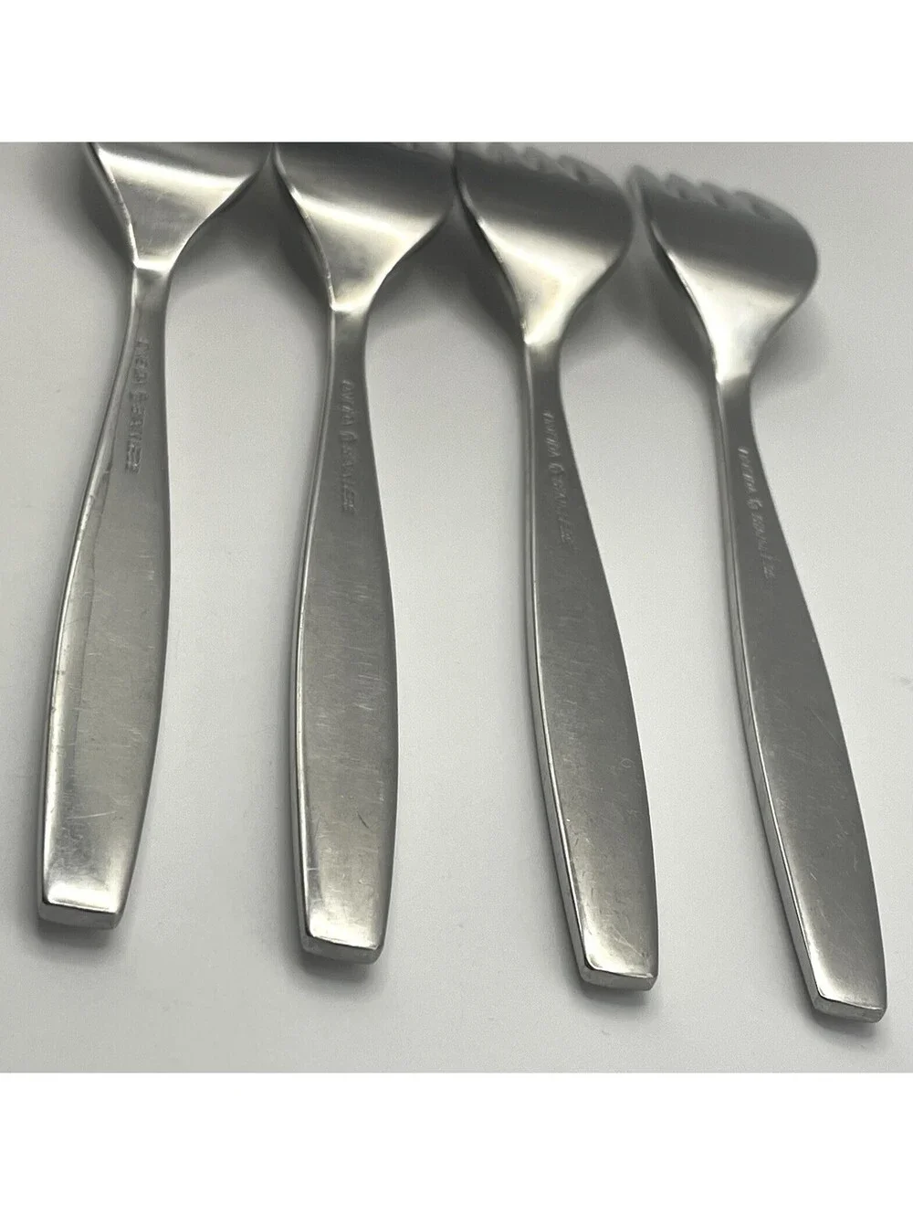 4- ONEIDA HEIRLOOM Cube Mark WILL O' WISP Stainless Salad Fork Lot ~6 3/4”